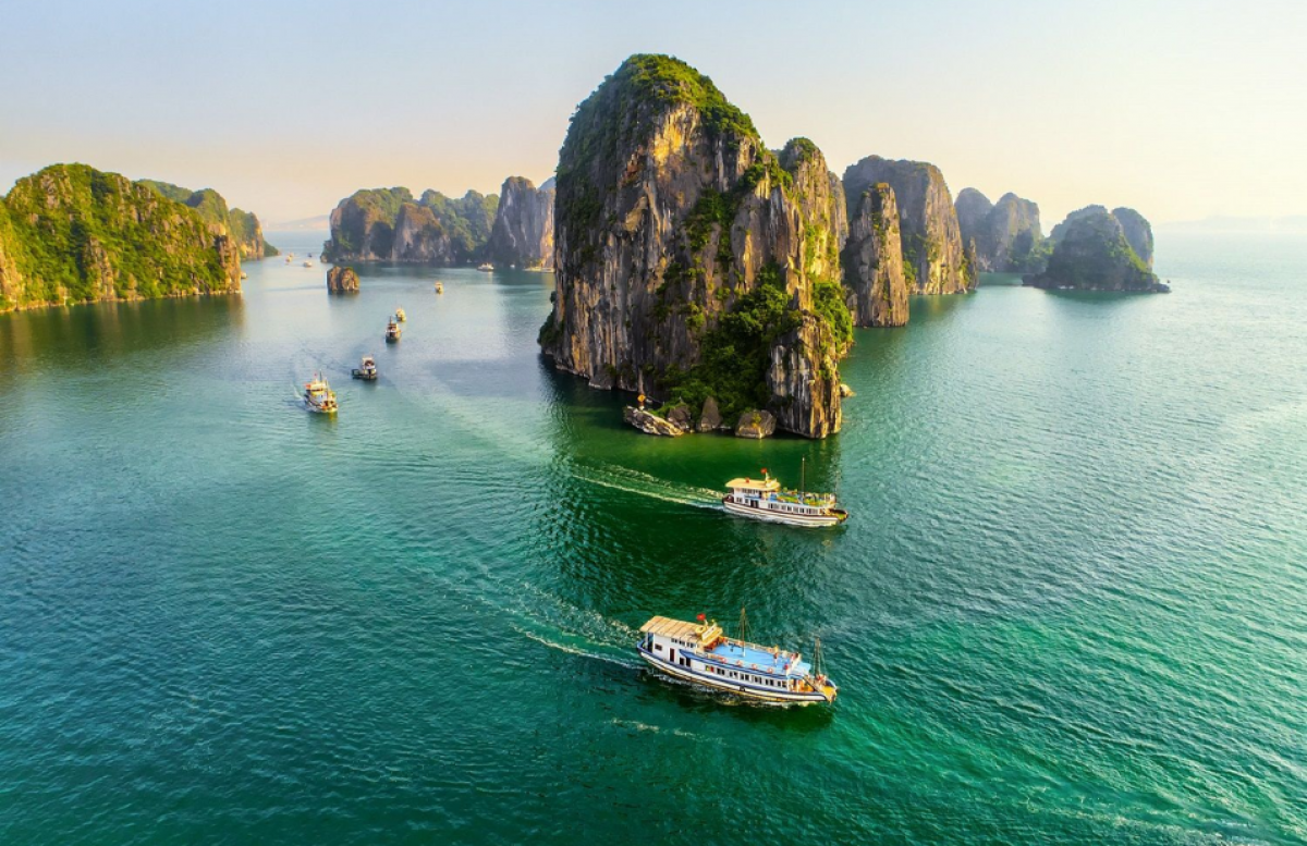 Amazing Package: Vacation to Vietnam, Cambodia, Thailand, and Laos – 12 Days
