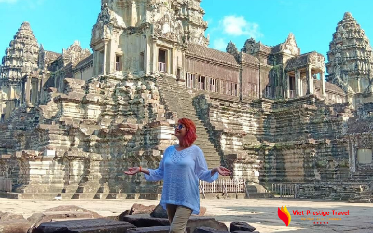 6-Day Cambodia Adventure: Royal Treasures & Ancient Temples Await
