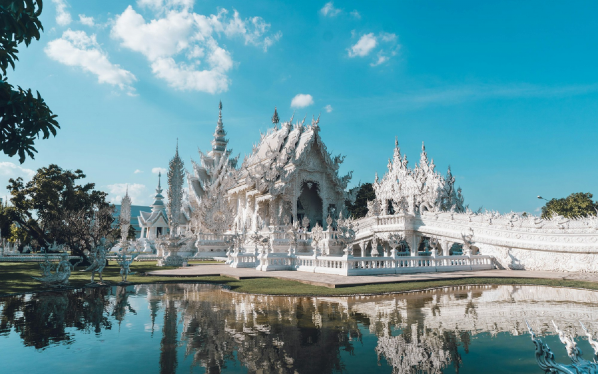 Exclusive Package to Vietnam, Thailand, and Singapore – 21 Days