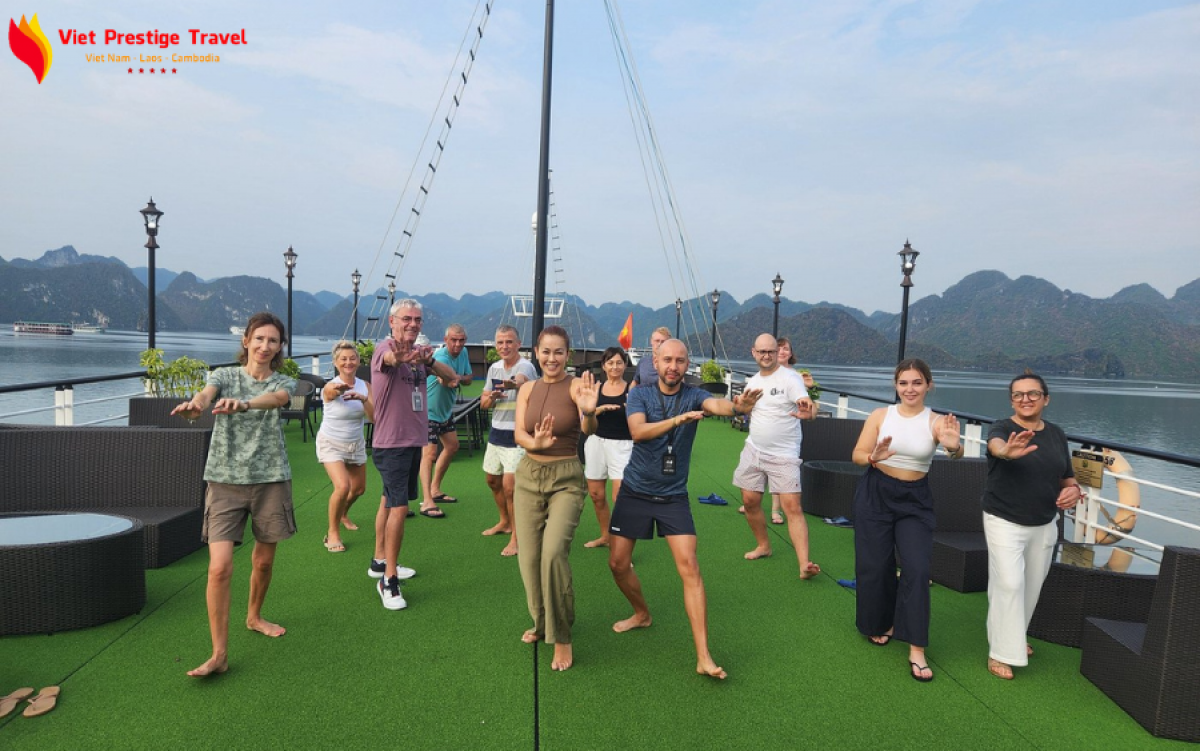 Muslim-Friendly Tour Package: 10 Days Vietnam & Phu Quoc Adventure