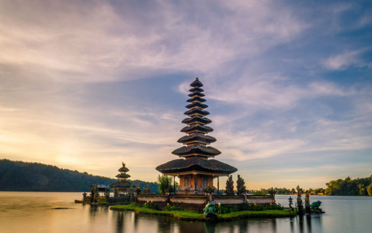 Unforgettable 20-Day Vietnam, Thailand & Bali Honeymoon Tour Package