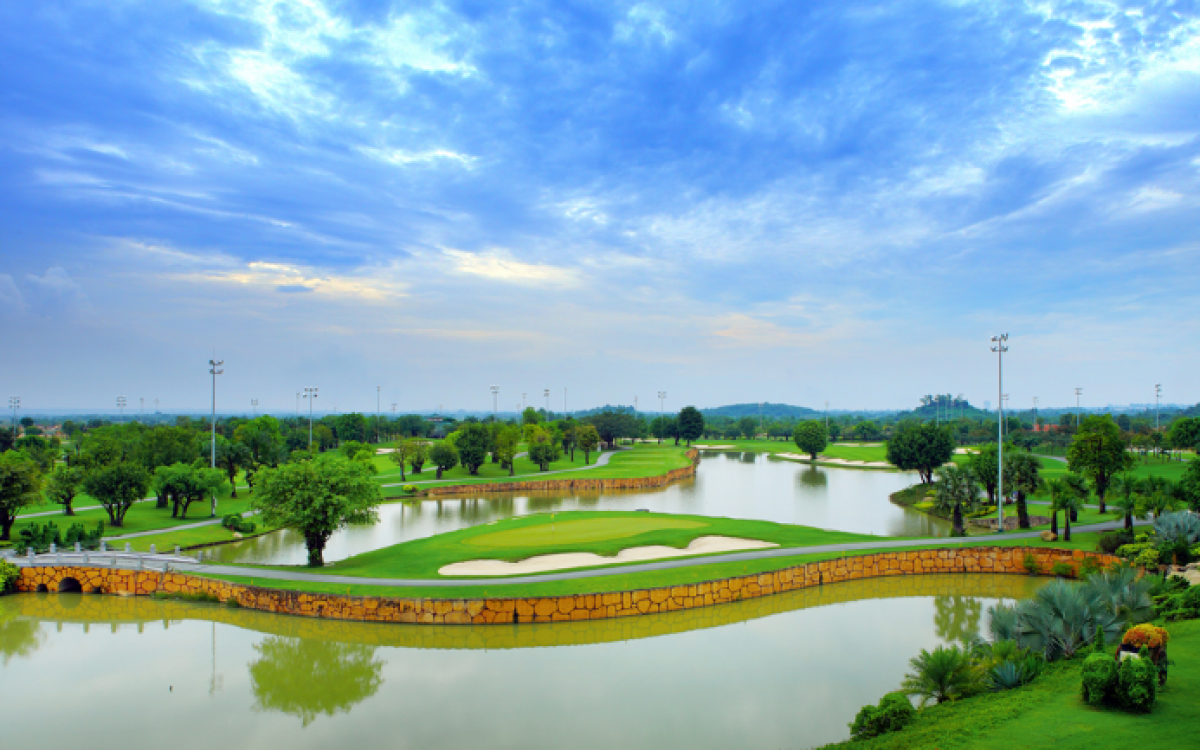 Vietnam Golf Holiday Package: 10 Days