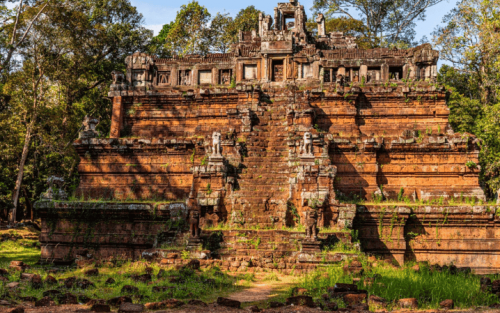 6-Day Cambodia Adventure: Royal Treasures & Ancient Temples Await