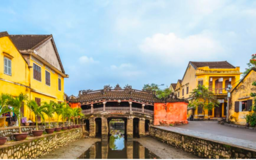 Essence of Vietnam: 8 days from North to South