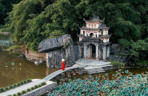 Luxurious Vietnam Exploration Tour Package: 11 Days