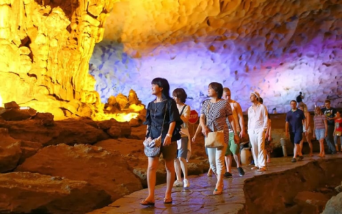 Marvelous Vietnam Golf Package: 11 Days