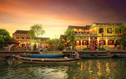 Vietnam Discovery: Hanoi, Halong Bay, Hoi An (6 Days)